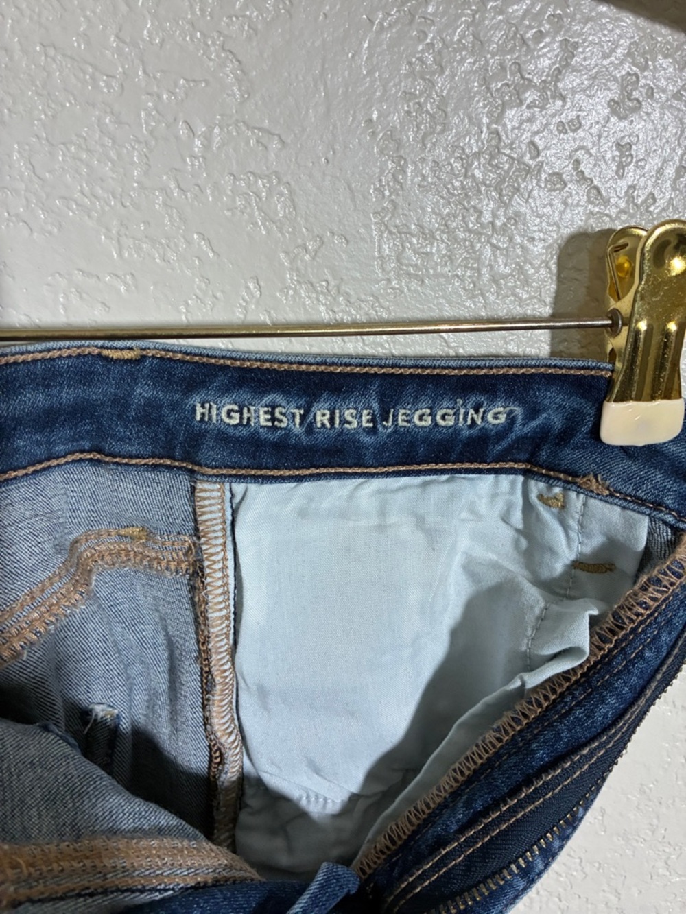 American Eagle Outfitters Skinny Jeans in Dark Blue - Picture 7 of 8